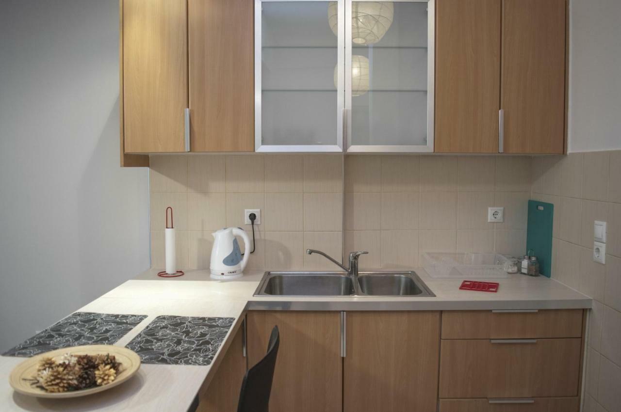 Modern Apartment, Excellent And Vibrant Location!! Athén Kültér fotó